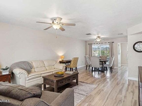 4th image of 13046 W WILDWOOD Drive