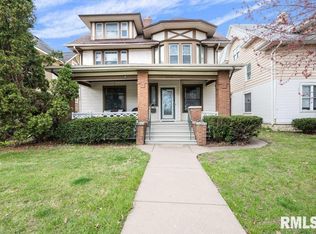 2218 Harrison St, Davenport, IA 52803