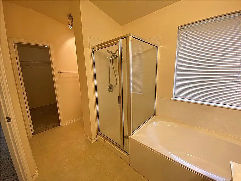1st image of 120 Copperwood Loop #120