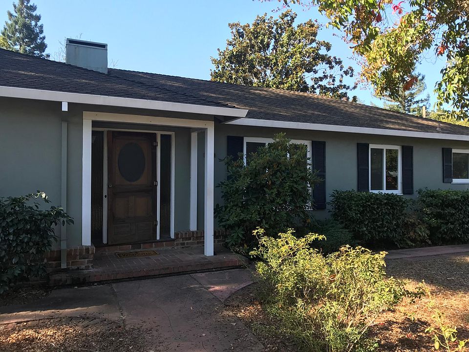 1st image of 23 University Dr