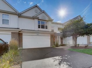 623 Yorkshire Ln #623, Hampshire, IL 60140