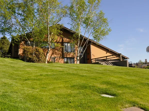 900 SE Robin Pl, Pullman, WA 99163