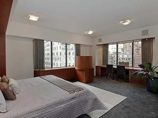 Sold by Corcoran | media 28