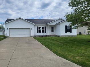 1808 Mario Pl, Fremont, OH 43420