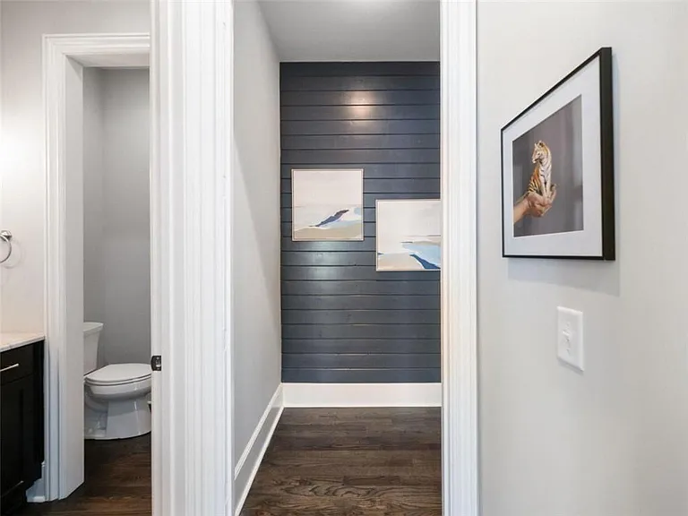 378 Bill Kennedy Way SE — Photo 25