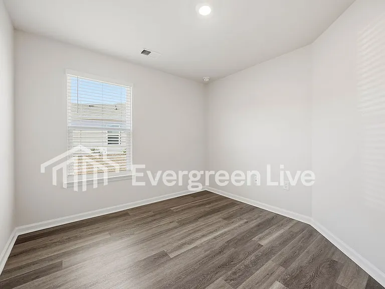 2212 Courtina Way — Photo 3