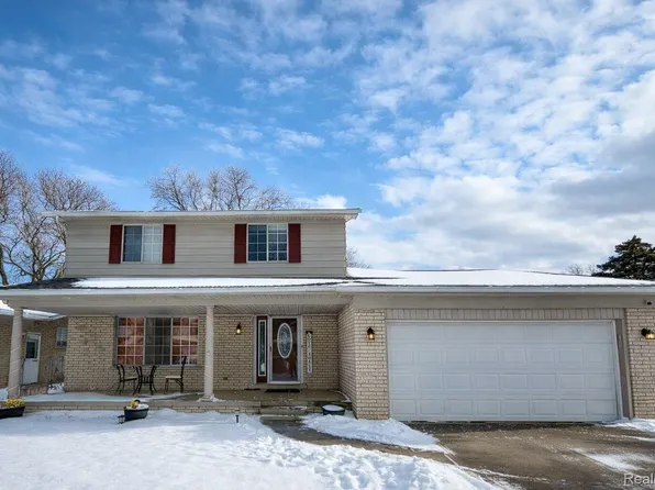 32904 Surow Dr, Warren, MI 48093