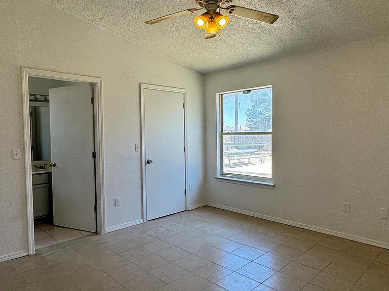 13485 Sunset Hills Dr — Photo 10