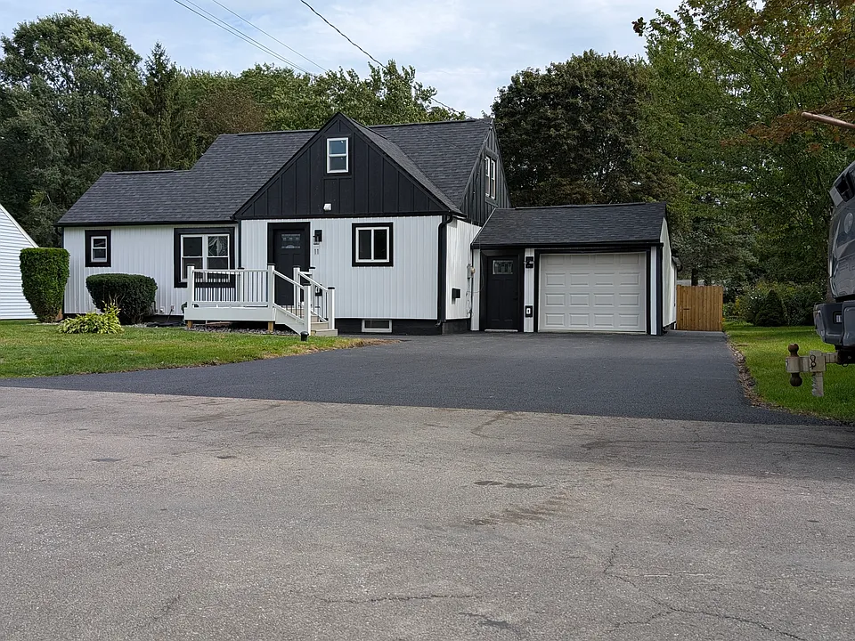 11 Wellington Rd