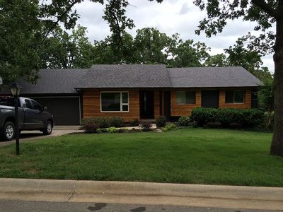 1062 E Oaks Manor Dr, Fayetteville, AR, 72703