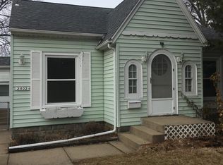 2502 Court St, Pekin, IL