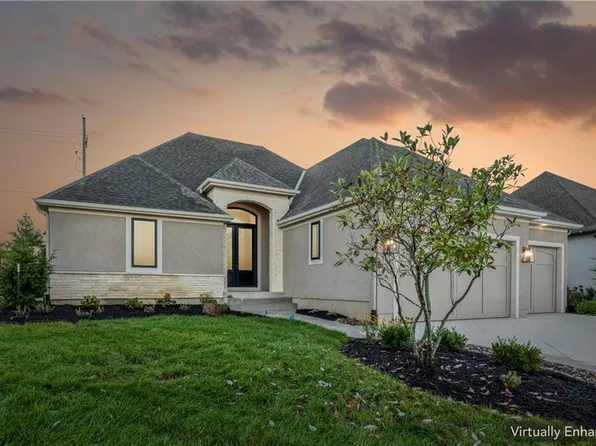 10301 W 151st Pl, Overland Park, KS 66221