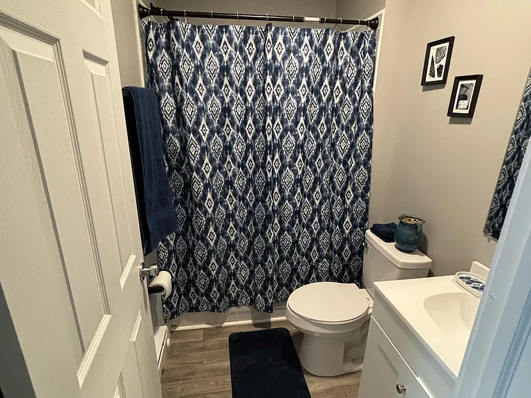 2406 Fletcher St #1 — Photo 7