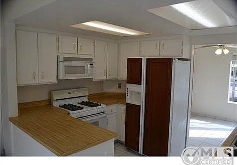 4th image of 1713 Manzana Way