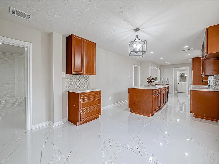 3102 Glenn Lakes Ln — Photo 14