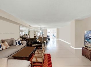 6423 Collins Ave APT 602, Miami Beach, FL 33141