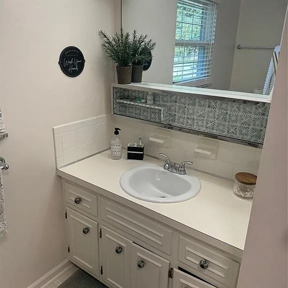 2165 Oak Tree Dr E — Photo 30