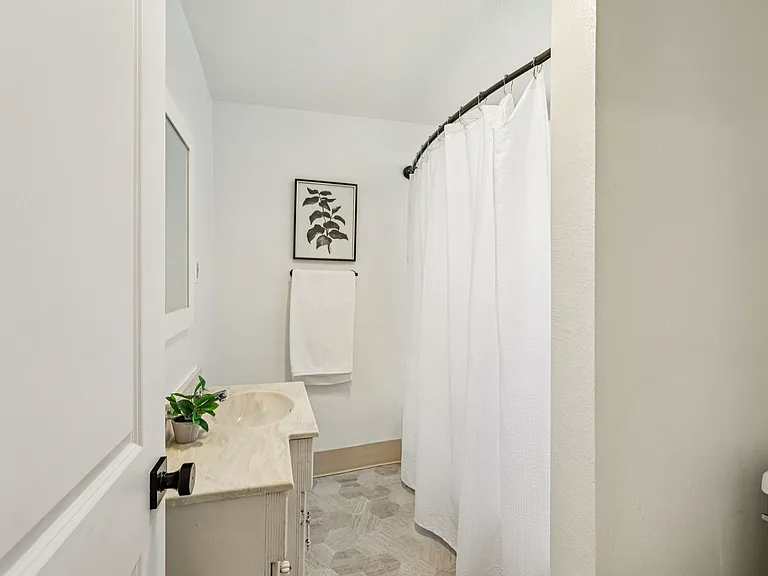 3527 Wetmore Ave #1A — Photo 17