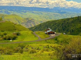 101 Meadow View Ln, White Bird, ID 83554