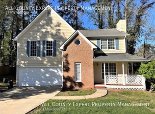 4910 Sugar Creek Dr, Sugar Hill, GA 30518