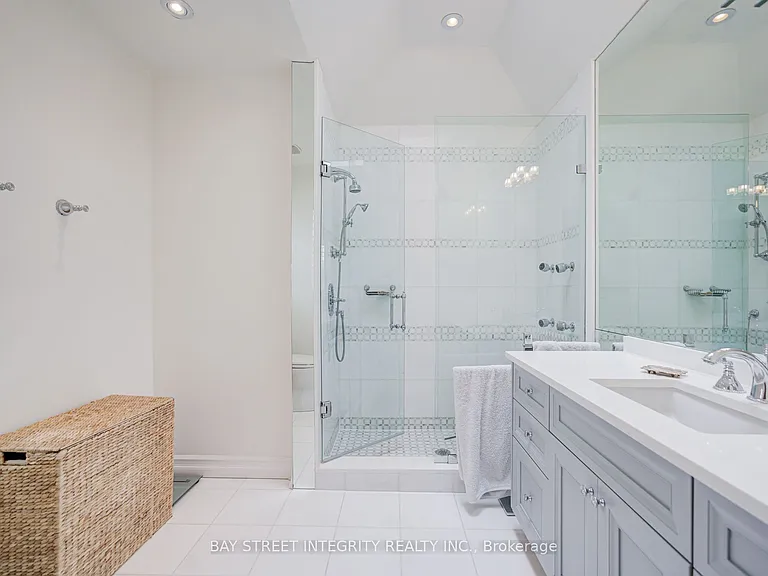 354 Old Orchard Grv — Photo 30