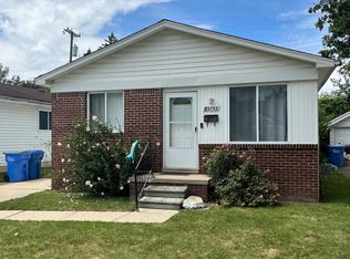 23753 Columbus Ave, Warren, MI