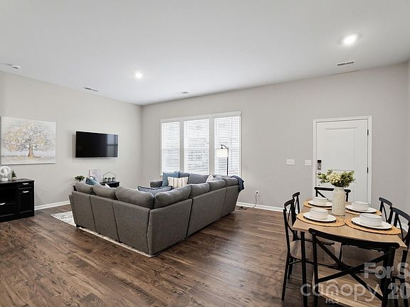 4th image of 8928 Morning Mist Rd