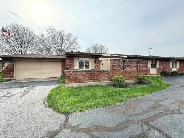 109 Commons Ave, Englewood, OH 45322