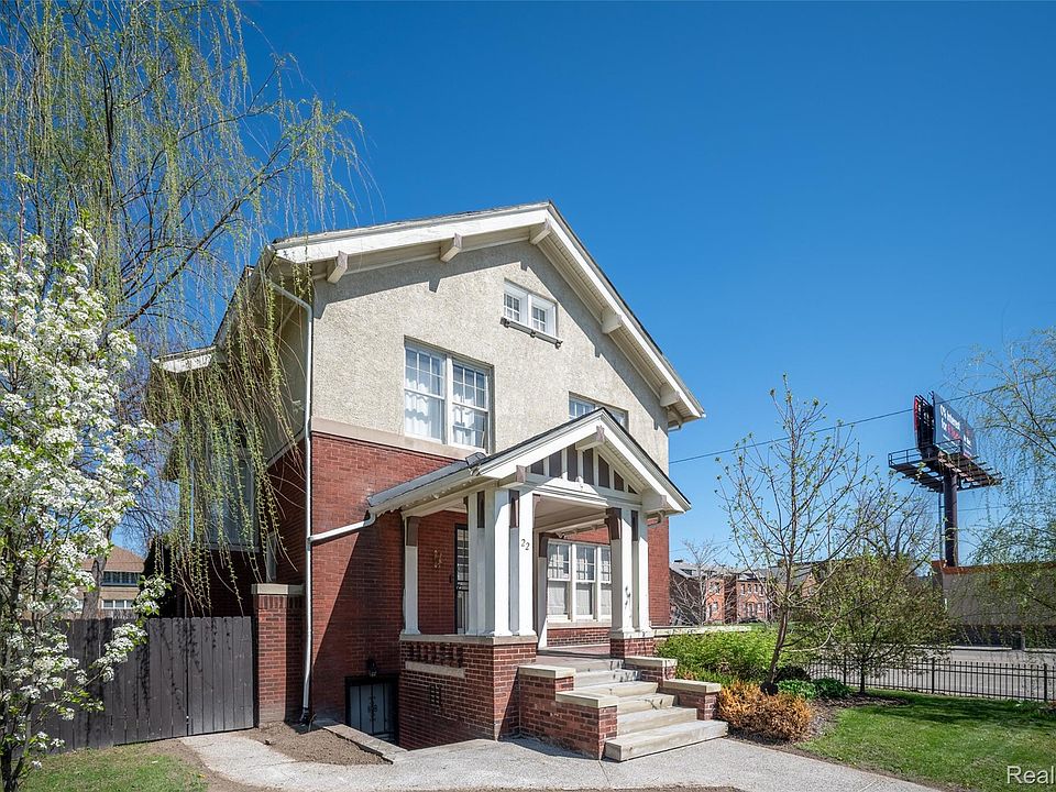1st image of 22 Edison St