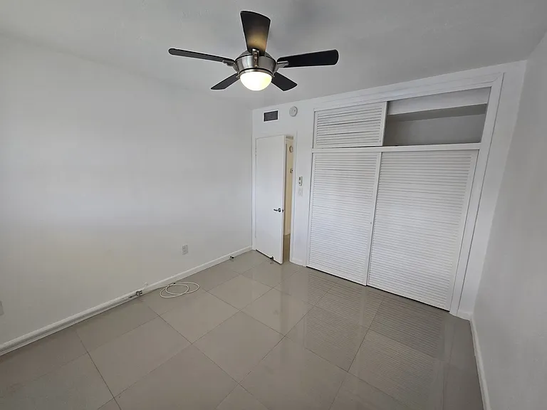 2800 NE 203rd St #24 — Photo 17