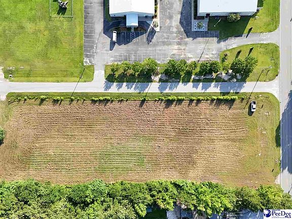 3rd image of 6 Commerce Dr