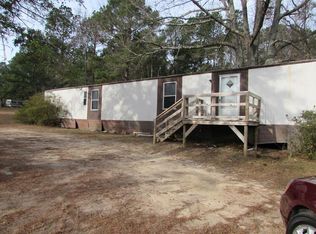 5030 Kenleigh Dr, Dalzell, SC 29040