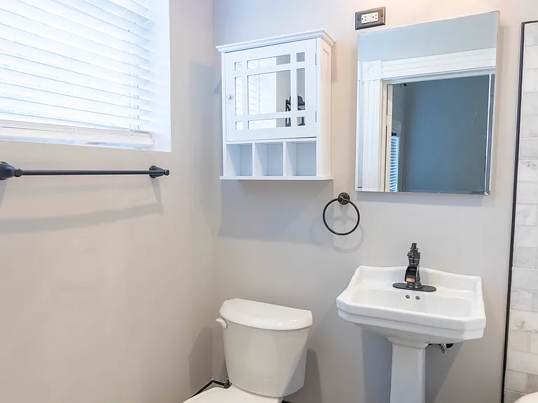 1402 Lafayette Blvd #1 — Photo 22