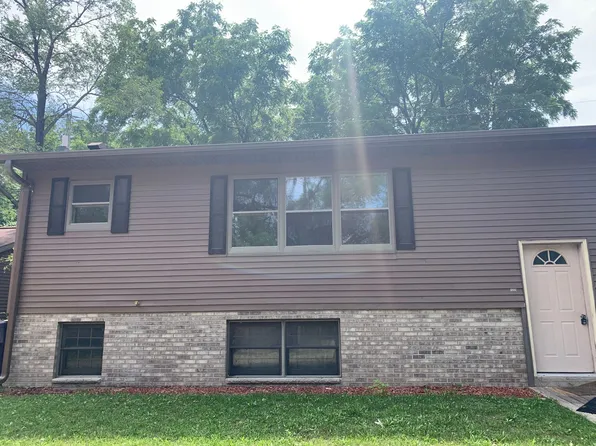 1229-1231 Elgin Ave, Janesville, WI 53548
