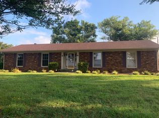 676 W Hiseville Main St, Cave City, KY 42127