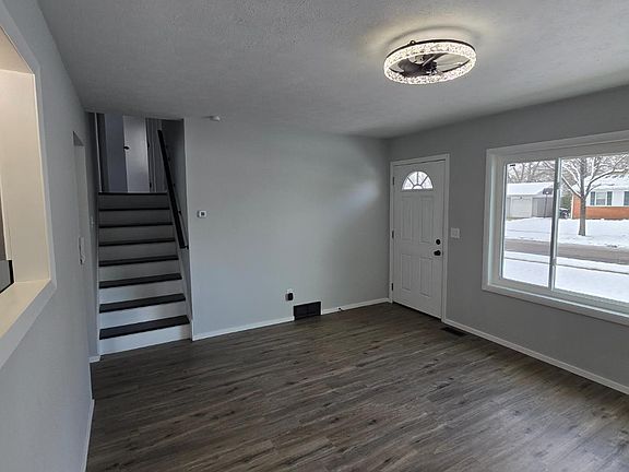 3rd image of 11518 Raphael Pl