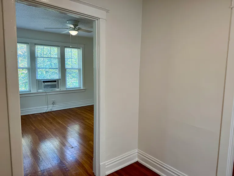 2419 Sutton Blvd #3N — Photo 21
