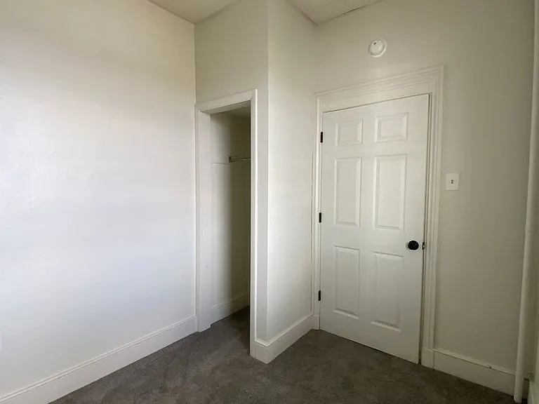 557 Union St — Photo 10