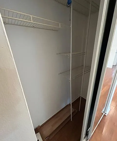 100 N Dryden Pl #1C — Photo 5