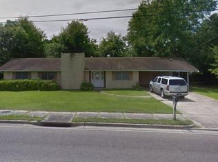 2213 Popps Ferry Rd, Biloxi, MS 39532