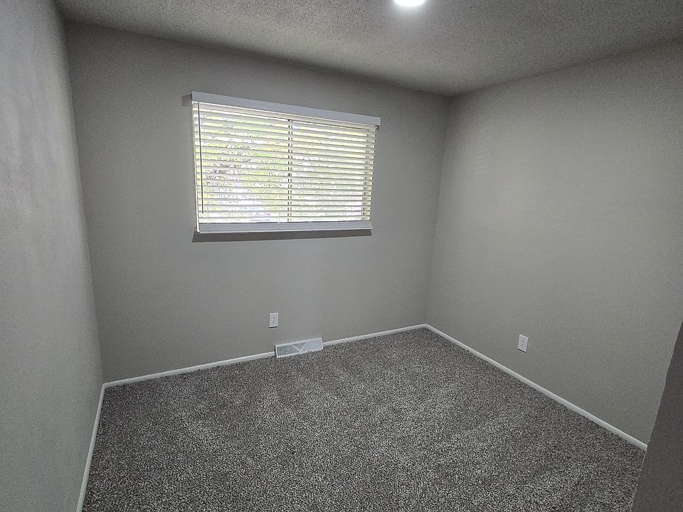 1st image of 4711 Bella Dr #3