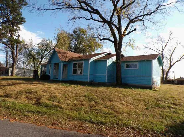 707 College St, Coal Hill, AR 72832