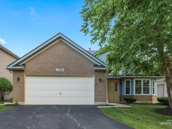 13494 S Redberry Cir, Plainfield, IL 60544