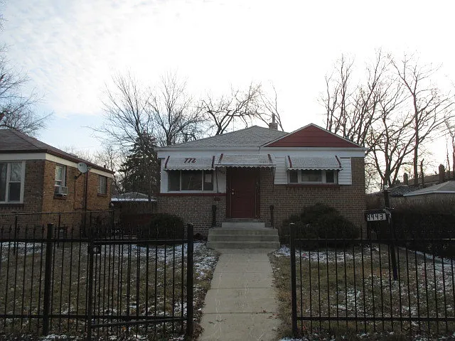 9943 S Clyde Ave photo 1