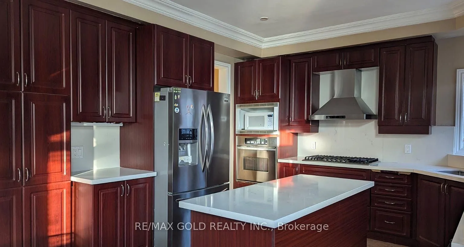 5 bed, $4,000 — Photo 3