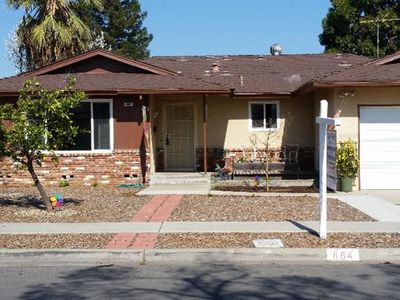 664 E Sierra Ave, Fresno, CA, 93710