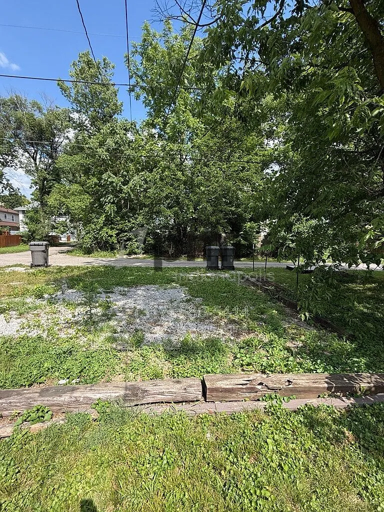 2 bed, 1.0 bath, 890 sqft, $970 — Photo 4