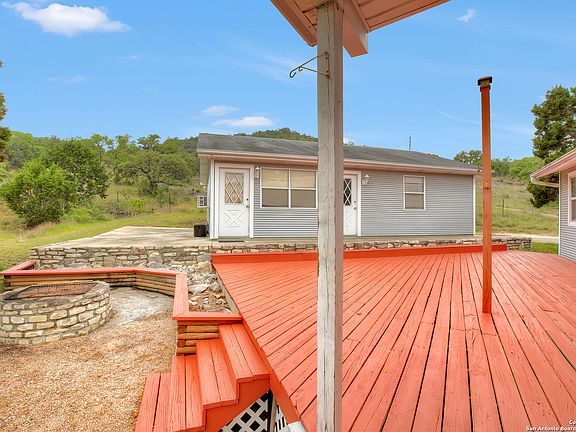 4th image of 1285 Island View