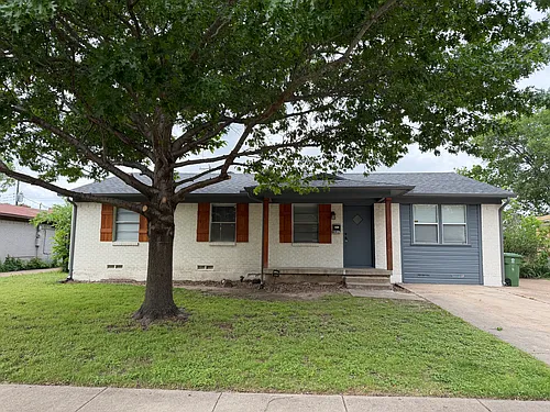4917 Susan Lee Ln Photo 1