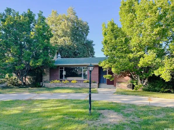 1879 E Delann Ln, Holladay, UT 84121